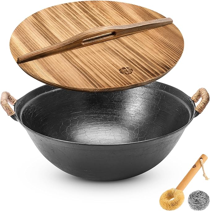WANGYUANJI 11.8" Round Bottom Cast Iron Wok - Small Traditional Pow Wok for Camping & Open Fire - Gas Stove Compatible (Wok Ring Required) - Uncoated Stir Fry Pan with Cleaning Brush