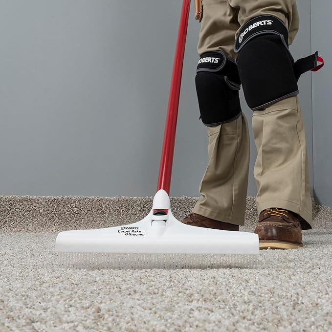 ROBERTS 12" Carpet Rake and Groomer with 51" Handle