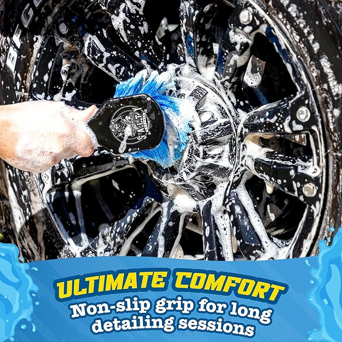 Salty Captain Soft Bristle Brush – Short Handle Detailing Brush for Cars, Boats & RVs, Super Soft Bristles, Grip Tech Comfort, Heavy Dirt Remover, Gentle on Paint & Wheels