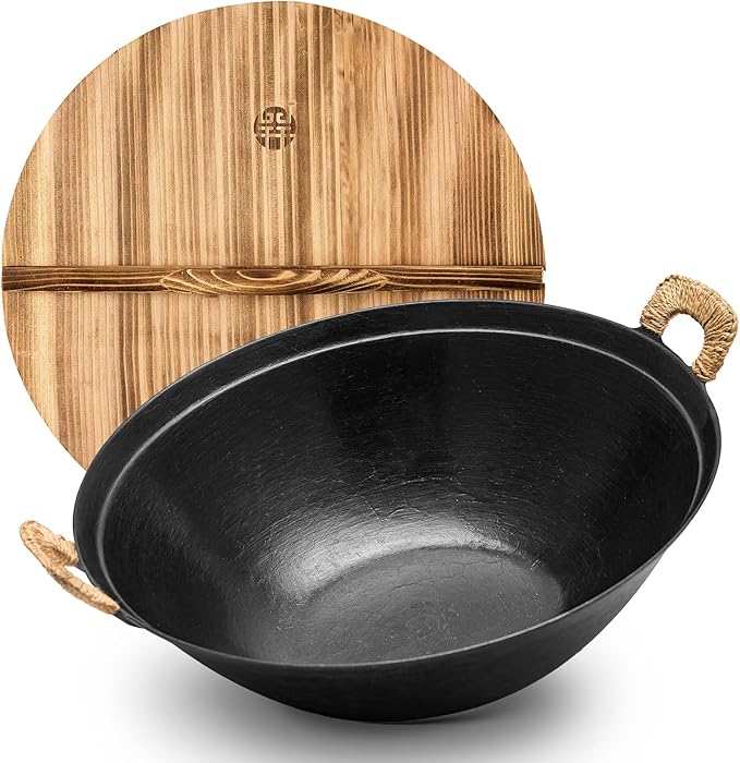 WANGYUANJI 13.4" Cast Iron Wok with Lid, Traditional Handcrafted Chinese Wok Pan, Flat Bottom Stir Fry Pan for Induction & Gas Stoves, Turtle Shell Texture, Uncoated Non-Toxic