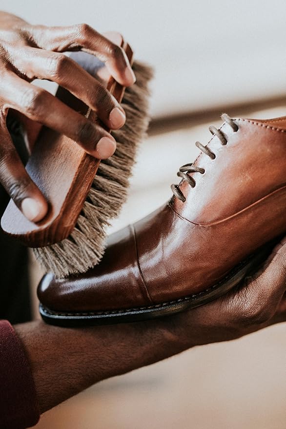 Meltonian Horsehair Polishing Brush for Leather - German Made Shoe Shine Brush with Ergonomic Handle, Gently Cleans and Shines, Won't Scratch, Ensures Comfortable Grip, Grey, 6 Inch