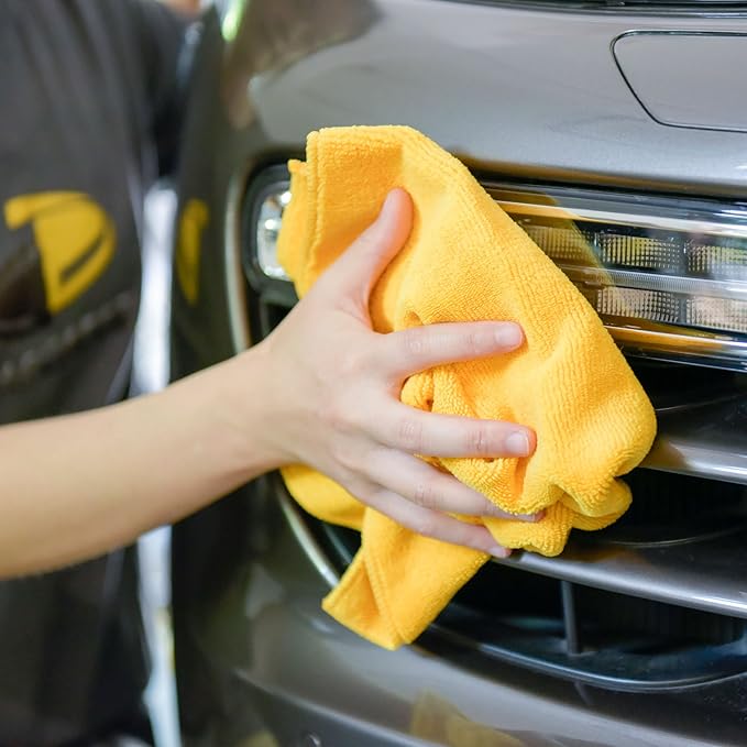 CARCAREZ Premium Microfiber Detailing Towels, 340 GSM Lint Free Car Buffing Waxing Polishing Drying Towel, 16x16 inch, Pack of 6 (Yellow)