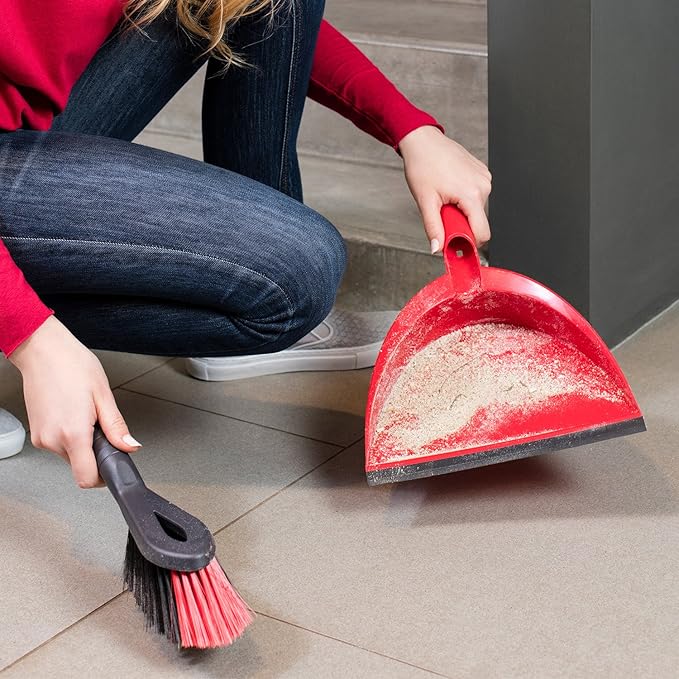 Vileda 2 in 1 Dustpan Set, 14 x 14 x 34.6 cm, Red