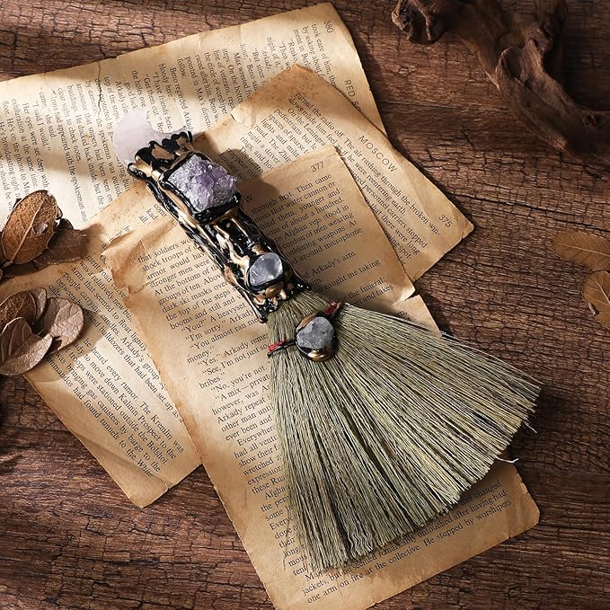 Rose Quartz Witch Broom - Witchcraft Supplies Mini Witches Broomstick with Amethyst Clusters Altar Supplies with Natural Healing Crystals Wiccan Supplies Meditation Therapy Decor