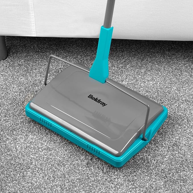 Beldray Manual Carpet Sweeper - Includes Cleaning Comb for Bristles, Lightweight Cordless Floor Cleaner, Pet Fur Remover, Easy Use, Thin & Compact, Suitable for Rugs & Hard Indoor Floors