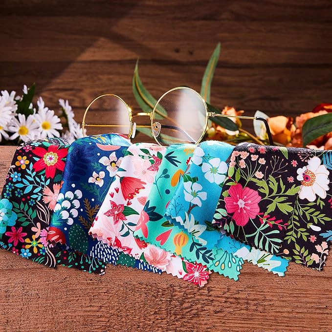 Weewooday 18 Pieces Glasses Cleaning Cloth Cute Flower Spring Floral Design Microfiber Cleaning Cloth Llama Eye Glasses Lens Cleaner Cloth Glasses Reusable Cloth Wipes for Phone (Floral)